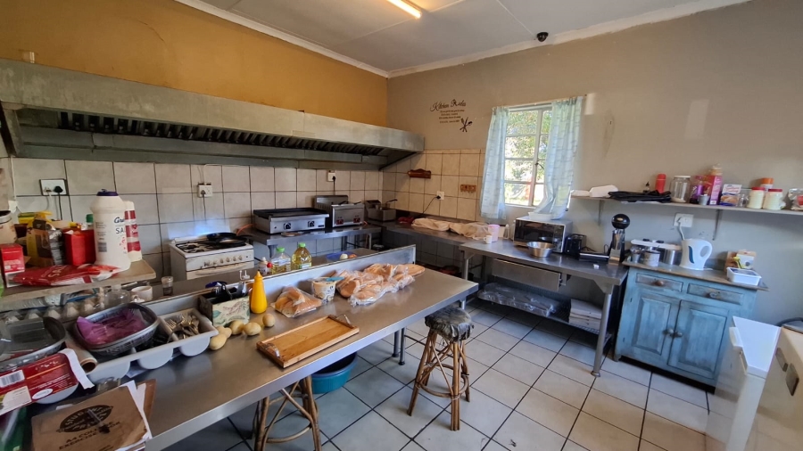 8 Bedroom Property for Sale in Memel Free State